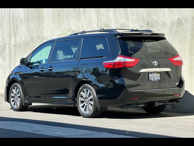 2019 Toyota Sienna Limited Premium