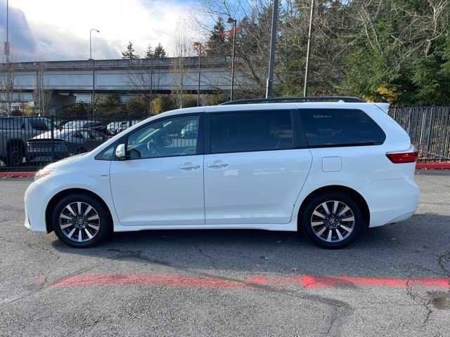 2019 Toyota Sienna Limited Premium