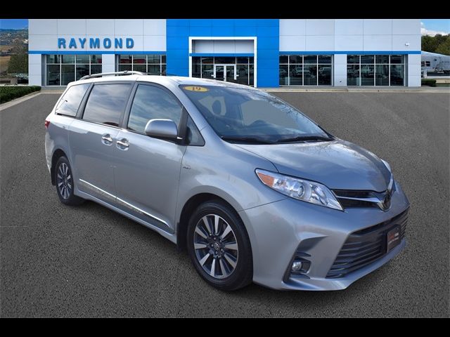 2019 Toyota Sienna Limited Premium