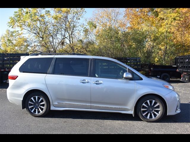 2019 Toyota Sienna Limited Premium