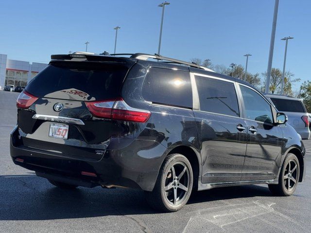 2019 Toyota Sienna Limited Premium