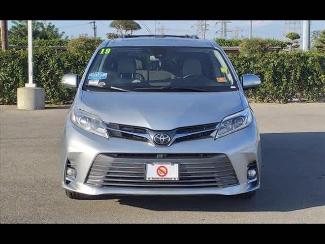 2019 Toyota Sienna Limited Premium