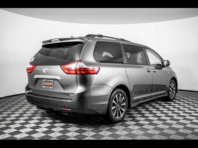 2019 Toyota Sienna Limited Premium