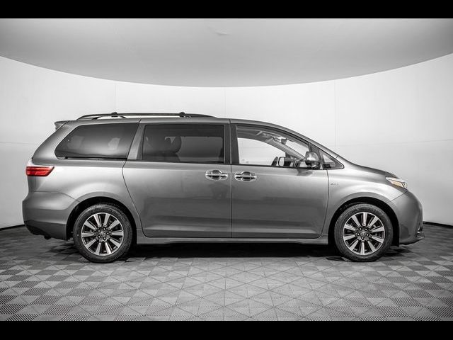 2019 Toyota Sienna Limited Premium