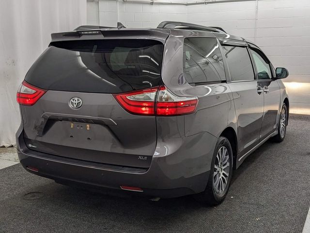 2019 Toyota Sienna Limited Premium