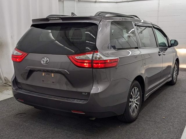 2019 Toyota Sienna Limited Premium