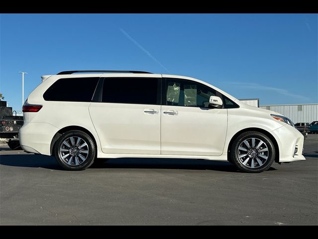 2019 Toyota Sienna 