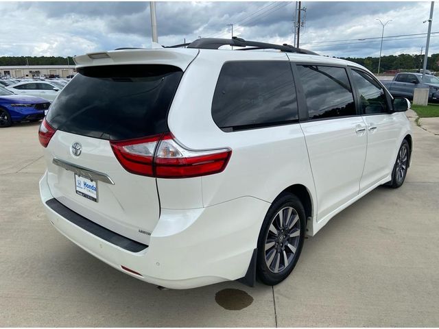 2019 Toyota Sienna Limited Premium