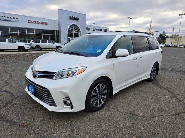 2019 Toyota Sienna Limited Premium