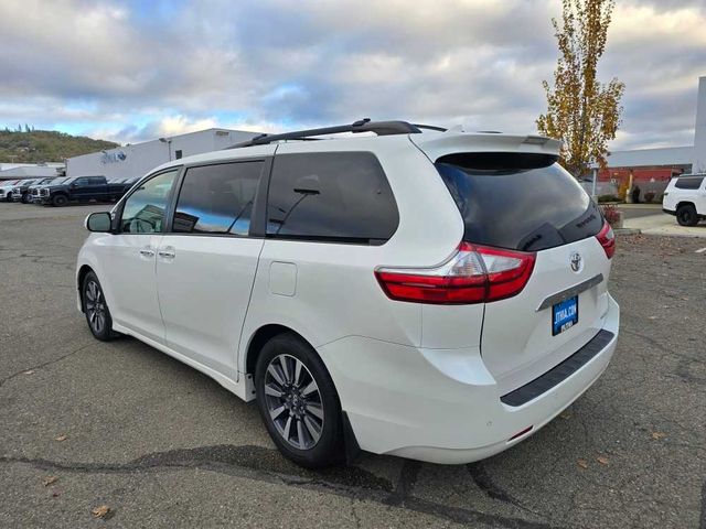 2019 Toyota Sienna Limited Premium