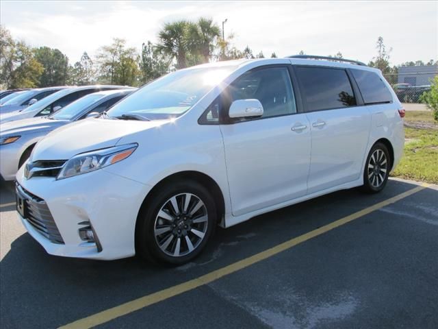 2019 Toyota Sienna Limited Premium