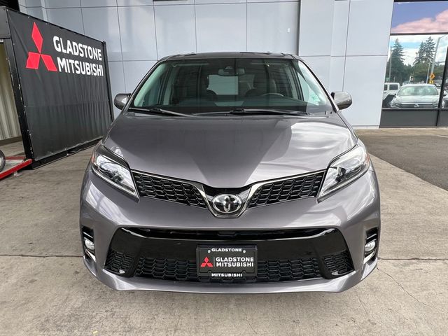 2019 Toyota Sienna SE