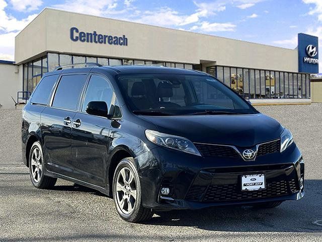 2019 Toyota Sienna SE Premium