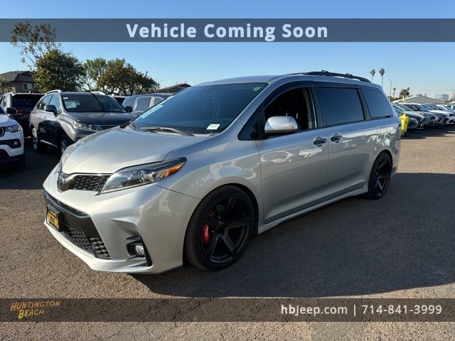 2019 Toyota Sienna SE