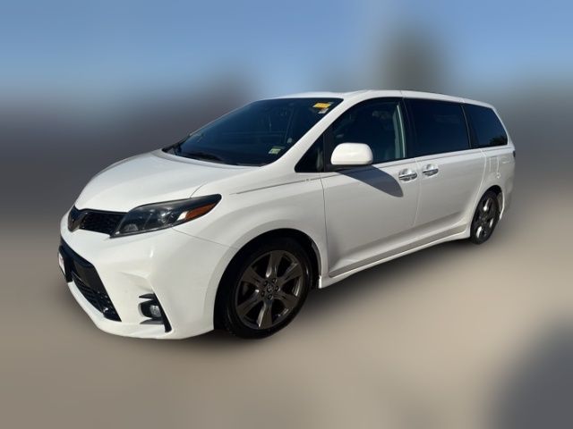 2019 Toyota Sienna SE