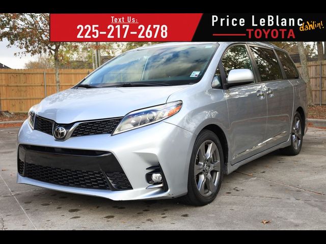 2019 Toyota Sienna 