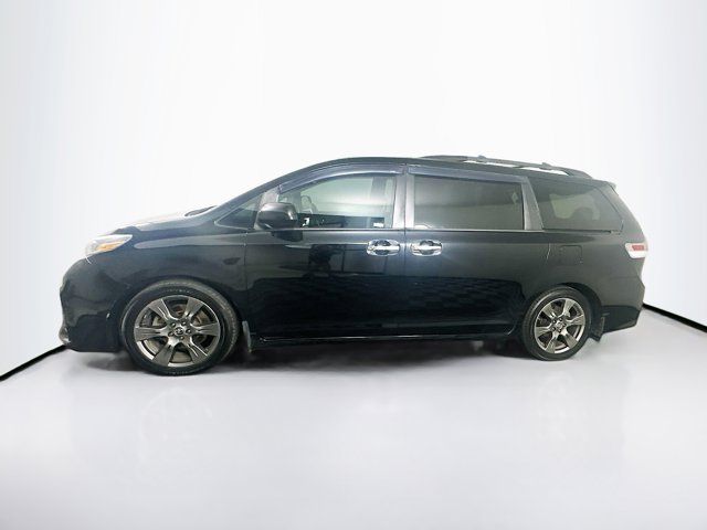 2019 Toyota Sienna SE