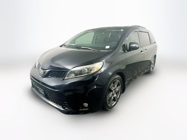 2019 Toyota Sienna SE