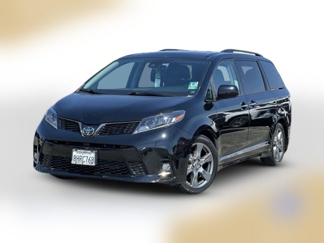 2019 Toyota Sienna SE