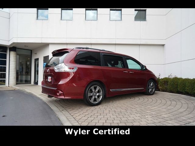 2019 Toyota Sienna SE