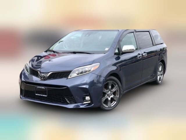 2019 Toyota Sienna 