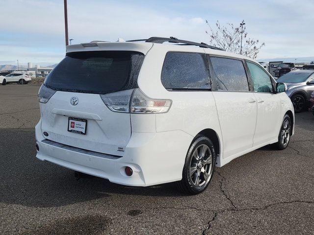 2019 Toyota Sienna SE Premium