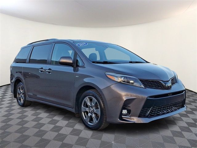 2019 Toyota Sienna SE Premium