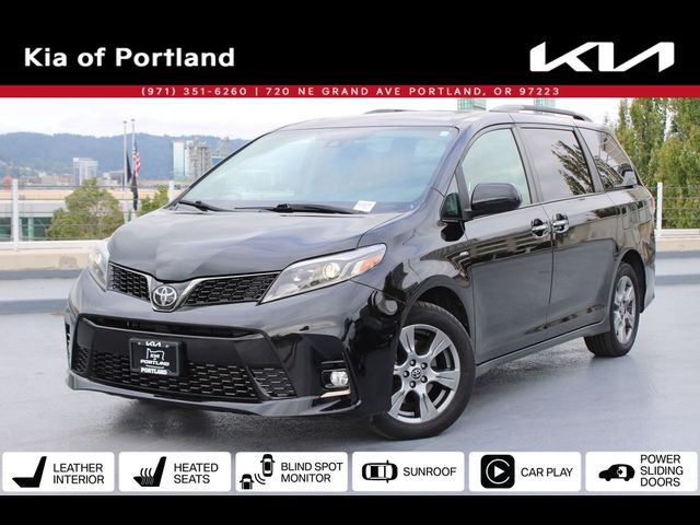 2019 Toyota Sienna SE Premium