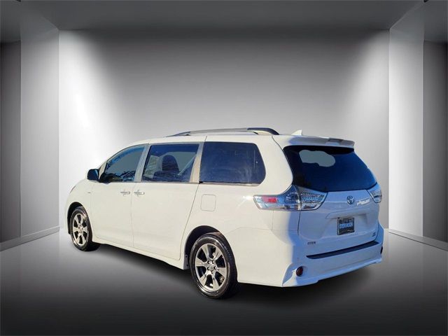 2019 Toyota Sienna SE Premium