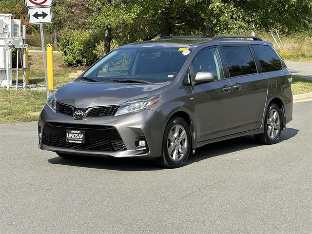 2019 Toyota Sienna SE Premium