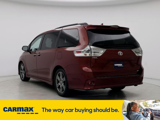 2019 Toyota Sienna SE Premium