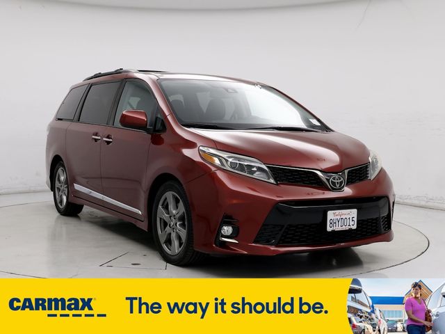 2019 Toyota Sienna SE Premium