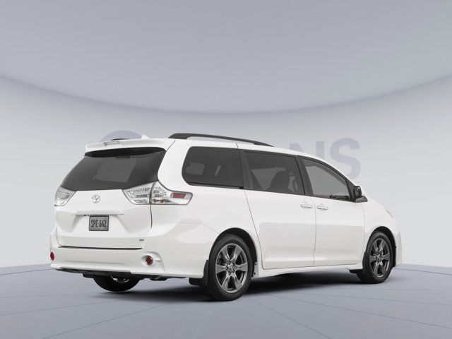 2019 Toyota Sienna 