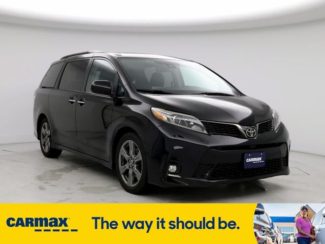 2019 Toyota Sienna SE Premium