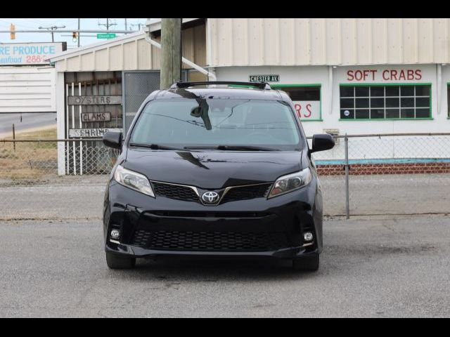 2019 Toyota Sienna SE Premium