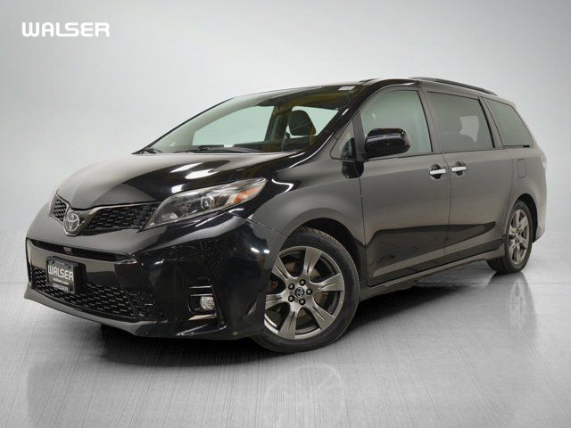 2019 Toyota Sienna SE