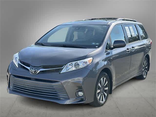 2019 Toyota Sienna XLE