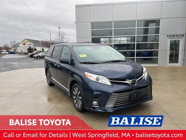 2019 Toyota Sienna XLE