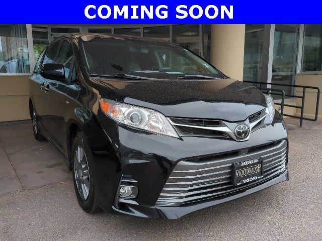 2019 Toyota Sienna 