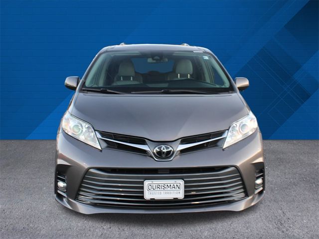 2019 Toyota Sienna XLE