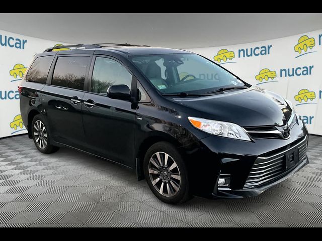 2019 Toyota Sienna XLE