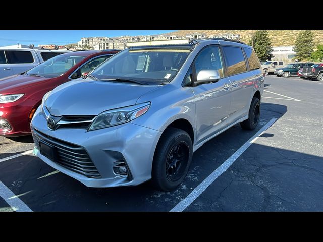 2019 Toyota Sienna XLE