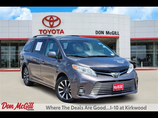 2019 Toyota Sienna XLE