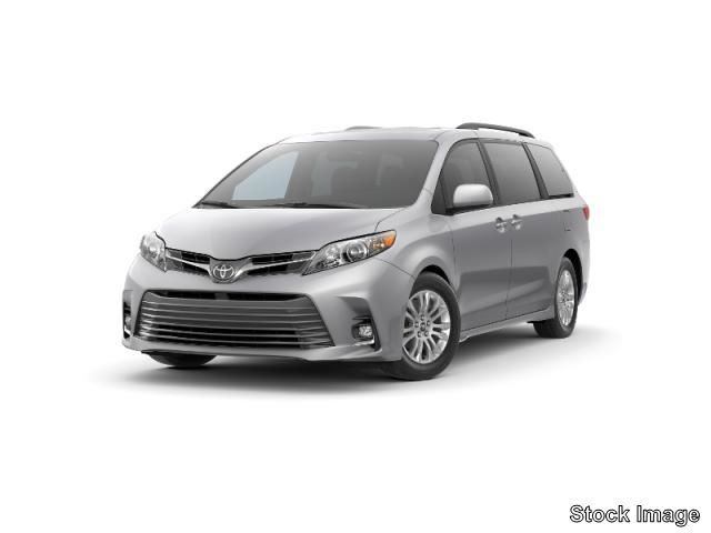 2019 Toyota Sienna XLE