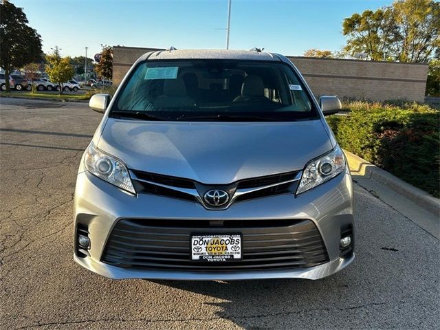 2019 Toyota Sienna 