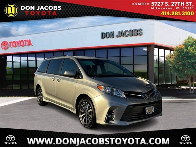 2019 Toyota Sienna 