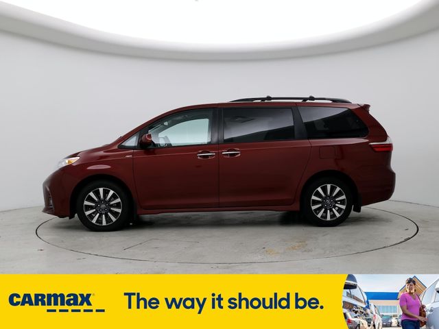 2019 Toyota Sienna XLE