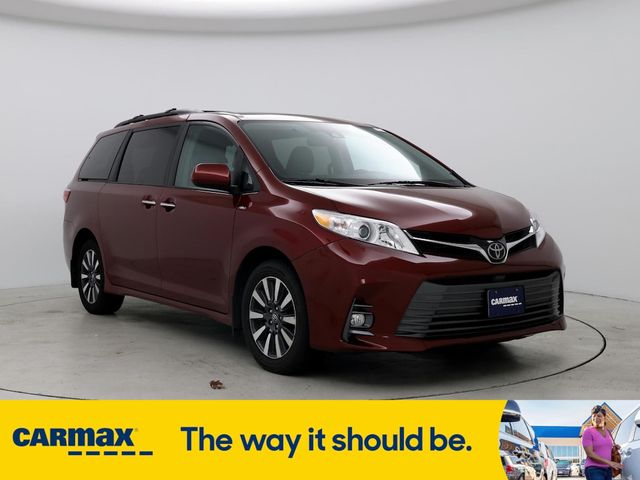 2019 Toyota Sienna XLE