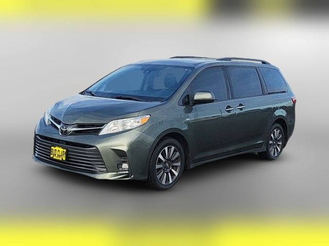 2019 Toyota Sienna XLE