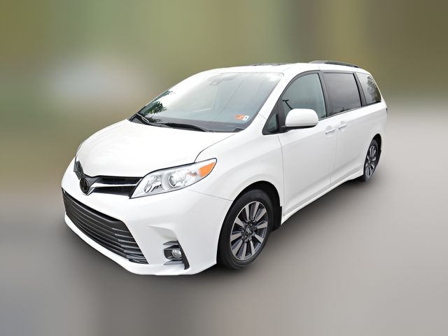 2019 Toyota Sienna XLE